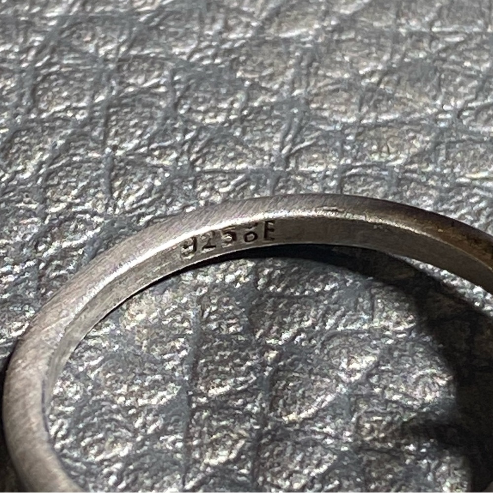 Elegant Silver Interlocking Rings - image 7